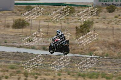 media/Apr-20-2025-AHRMA (Sun) [[393a79c373]]/Race/Group 7/Turn 4b/